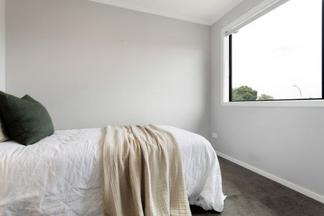 Photo of property in 1/1 Splitt Avenue, Glenview, Hamilton, 3206