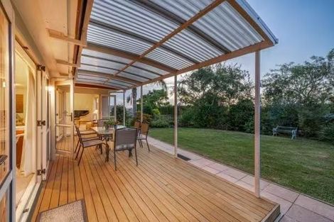 Photo of property in 67 Westerham Drive, Dannemora, Auckland, 2016