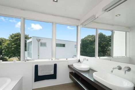 Photo of property in 1u4 Riro Street, Hamilton East, Hamilton, 3216