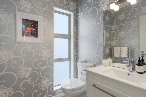 Photo of property in 243 Mount Pleasant Road, Mount Pleasant, Christchurch, 8081