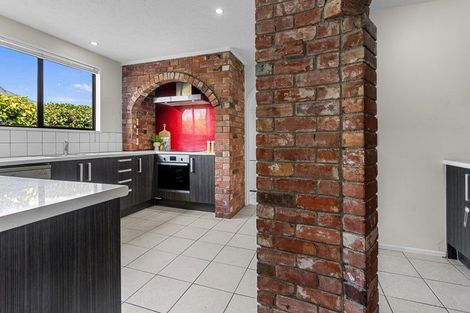 Photo of property in 15 Hawkswood Place, Avonhead, Christchurch, 8042