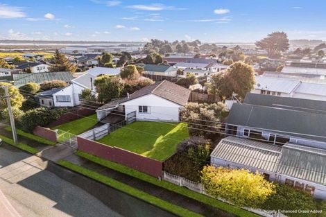 Photo of property in 44 Avon Road, Clifton, Invercargill, 9812
