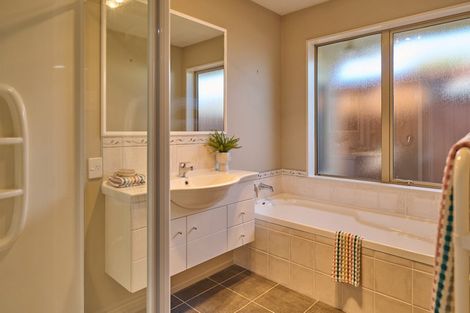 Photo of property in 5 Robinia Place, Wigram, Christchurch, 8042