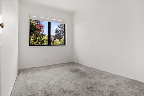 Photo of property in 2/79 Aberfeldy Avenue, Highland Park, Auckland, 2010