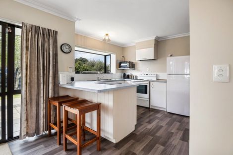 Photo of property in 10 Golf Road, Mount Maunganui, 3116