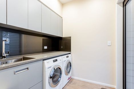 Photo of property in 60 Pohutukawa Parade, Riverhead, 0820