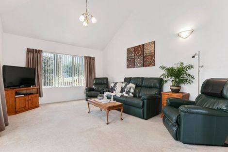Photo of property in 210 Ngatai Road, Otumoetai, Tauranga, 3110