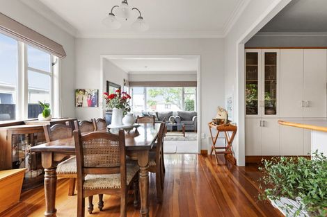 Photo of property in 153 Gloucester Street, Taradale, Napier, 4112