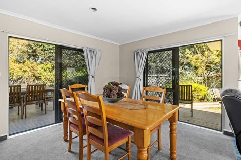 Photo of property in 17 Penlington Place, Havelock North, 4130