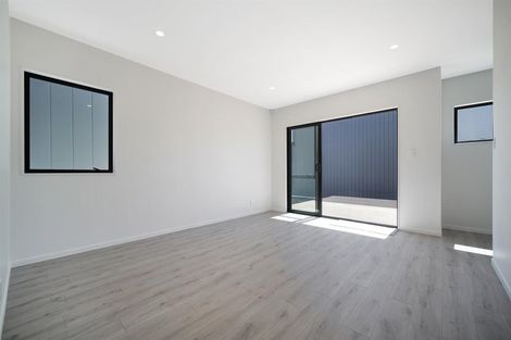 Photo of property in 75 Kairakau Street, Papakura, 2110