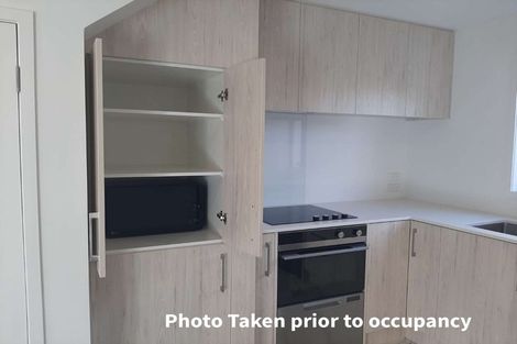 Photo of property in 9/21 Karamu Street, Te Atatu Peninsula, Auckland, 0610