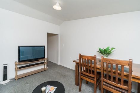 Photo of property in 9 Hinau Place, Cloverlea, Palmerston North, 4412