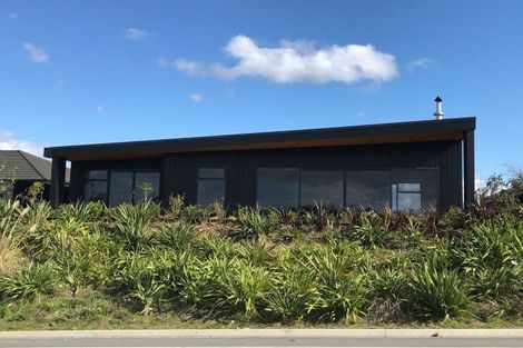 Photo of property in 106 Puhirake Crescent, Pyes Pa, Tauranga, 3112