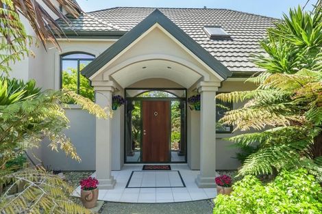 Photo of property in 32 Pohutukawa Drive, Levin, 5571