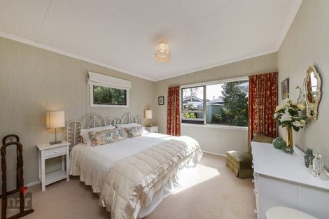 Photo of property in 4 Calder Place, Feilding, 4702