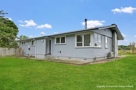Photo of property in 54 Kuku Beach Road, Kuku, Levin, 5570