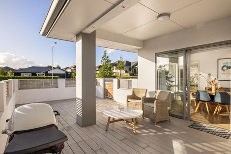 Photo of property in 324 Lakes Boulevard, Pyes Pa, Tauranga, 3112