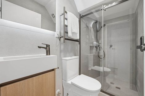 Photo of property in 1/186 Forrest Hill Road, Forrest Hill, Auckland, 0620