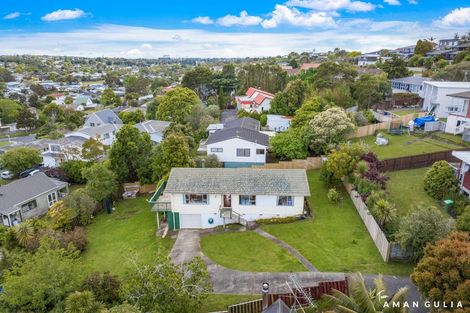 Photo of property in 14 Shanaway Rise, Hillcrest, Auckland, 0627