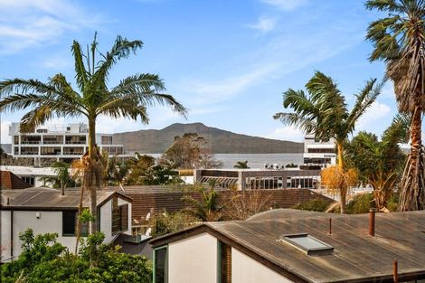 Photo of property in 13a The Terrace, Takapuna, Auckland, 0622