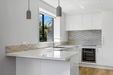 Photo of property in 4/23 Tower Street, Hornby, Christchurch, 8042