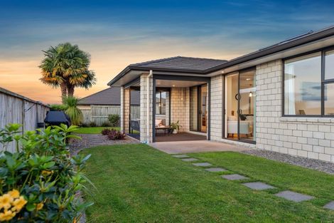 Photo of property in 6 Damien Place, Ohauiti, Tauranga, 3112