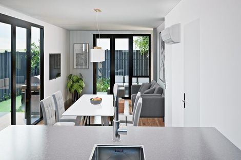 Photo of property in 46b Division Street, Riccarton, Christchurch, 8041