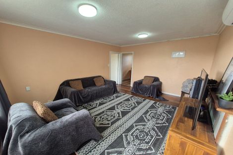 Photo of property in 4 Cleveland Street, Bader, Hamilton, 3206