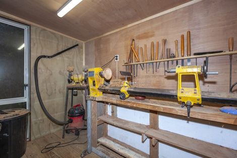 Photo of property in 3 Lamont Place, Waikanae, 5036