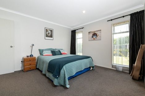 Photo of property in 112r Waikite Road, Welcome Bay, Tauranga, 3175