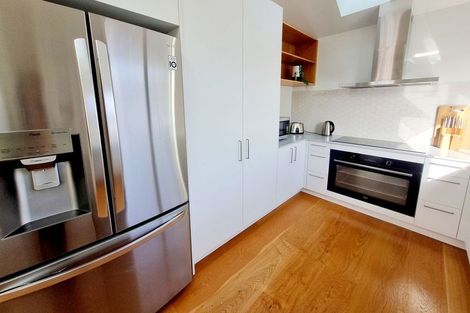 Photo of property in 112a Freyberg Street, Lyall Bay, Wellington, 6022