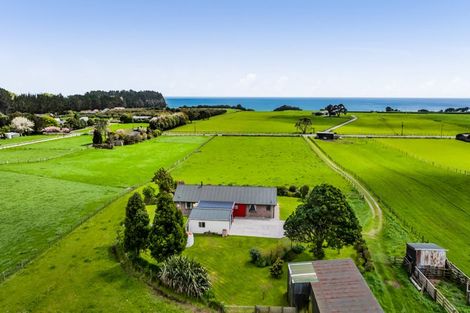 Photo of property in 196 Mokau Road, Urenui, 4377