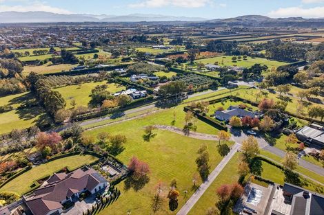 Photo of property in 5 Eagle Place, Martinborough, 5711