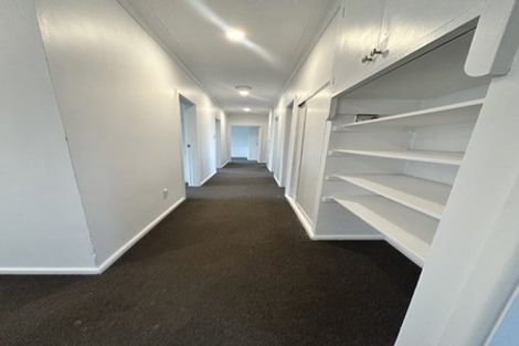 Photo of property in 316 Memorial Avenue, Burnside, Christchurch, 8053