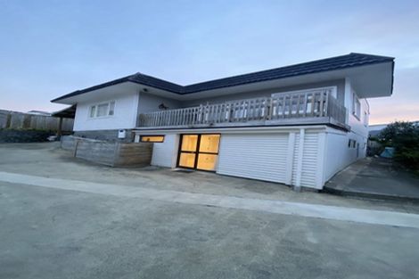 Photo of property in 86d Kelman Road, Kelston, Auckland, 0602
