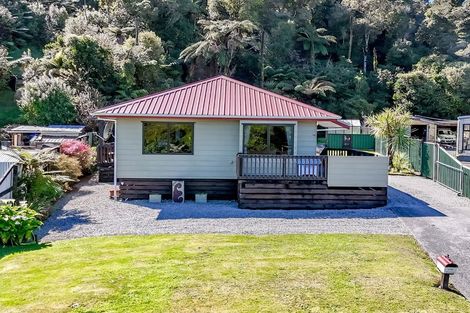 Photo of property in 121 Marsden Road, Greymouth, 7805