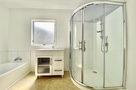 Photo of property in 219 Mahia Road, Wattle Downs, Auckland, 2103