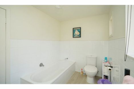 Photo of property in 125 Terrace Street, Rosedale, Invercargill, 9810