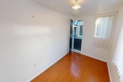 Photo of property in 32 Holdsworth Avenue, Milson, Palmerston North, 4414