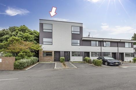 Photo of property in 8u1 Thatcher Crescent, Crofton Downs, Wellington, 6035