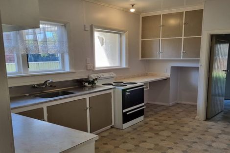 Photo of property in 512 Featherston Street, Roslyn, Palmerston North, 4414