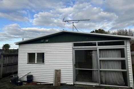 Photo of property in 31 Fairclough Road, Beach Haven, Auckland, 0626