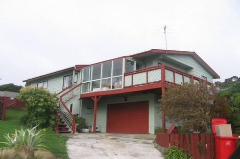 Photo of property in 9 Pump Lane, Whitby, Porirua, 5024