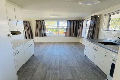 Photo of property in 14 Kowhai Street, Hamilton Lake, Hamilton, 3204