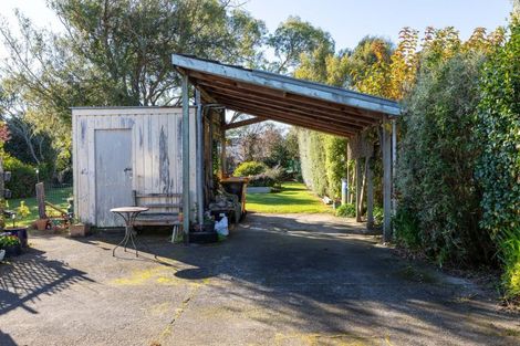 Photo of property in 19 Atkinson Street, Woodville, 4920