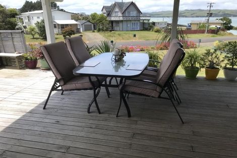 Photo of property in 11 Mariner Drive, Gulf Harbour, Whangaparaoa, 0930