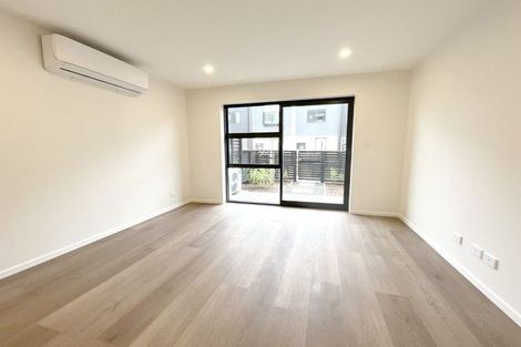 Photo of property in 6/327 Glengarry Road, Glen Eden, Auckland, 0602