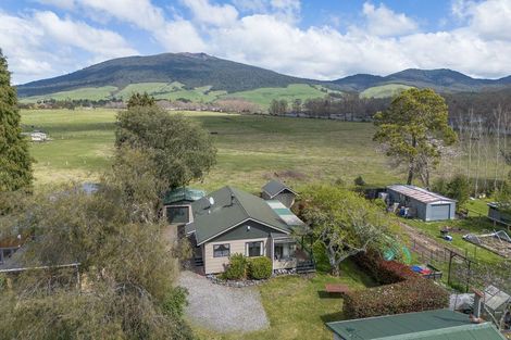 Photo of property in 2/33 Tongariro Road, Turangi, 3334