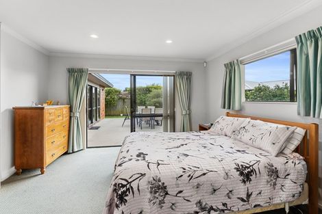 Photo of property in 18 Ludlam Way, Otaki, 5512