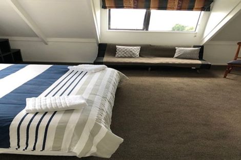 Photo of property in 30 Greenstone Place, Fernhill, Queenstown, 9300